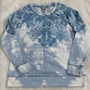 Como Vintage Blue and White vintage Detail Sweatshirt